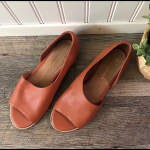 Anthropologie Burnt Orange Leather Souvenir Flats